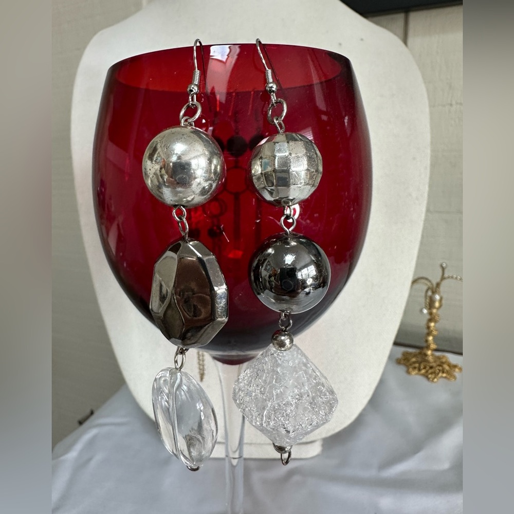 Funky chunky bead dangle earrings in silvertone